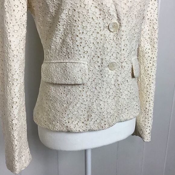Kenar Cream Cotton Eyelet Lace Blazer - XS - Picture 4 of 7